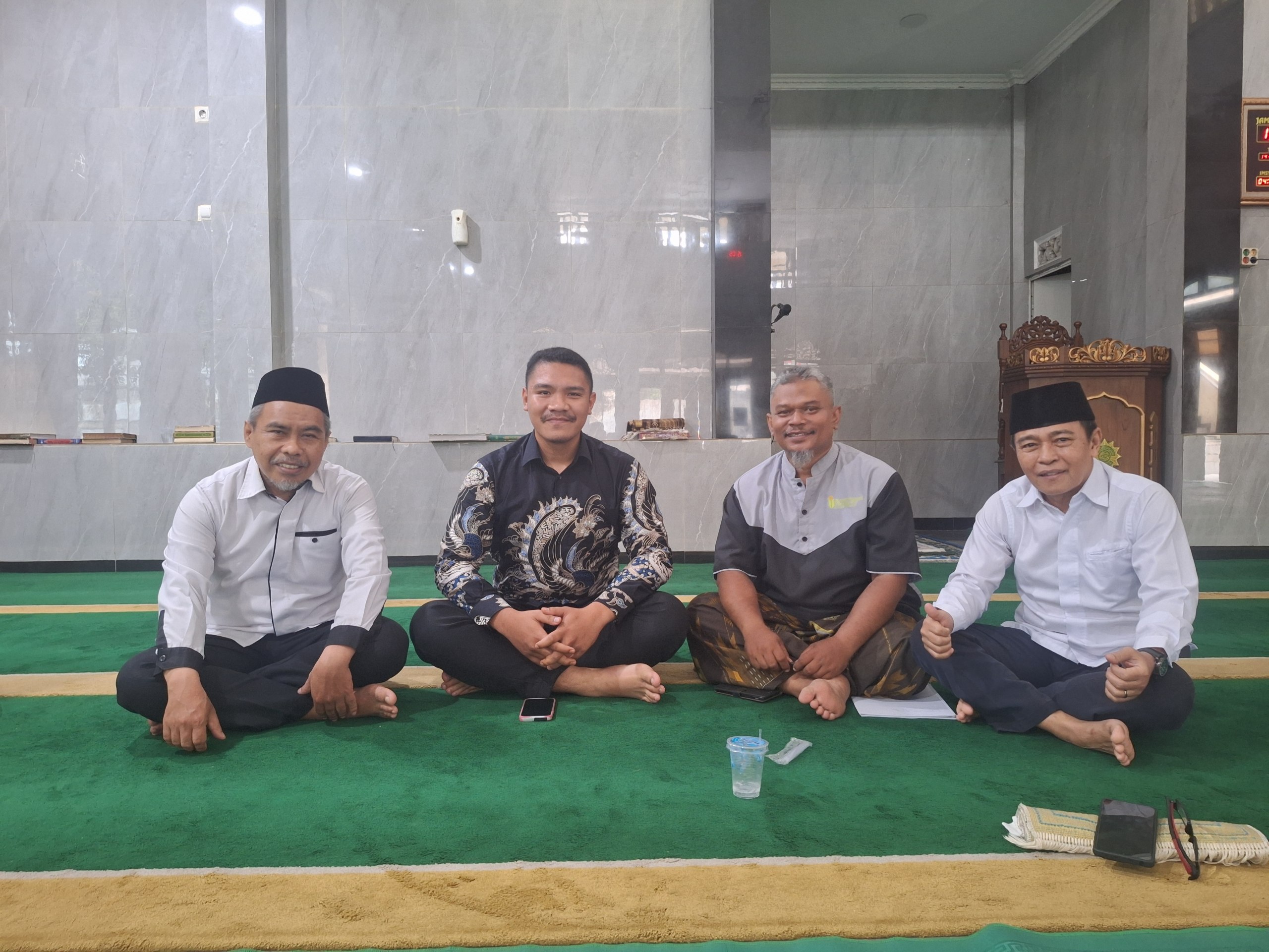 Audiensi Komunitas Peternak Ayam Petelur Sukamakmur